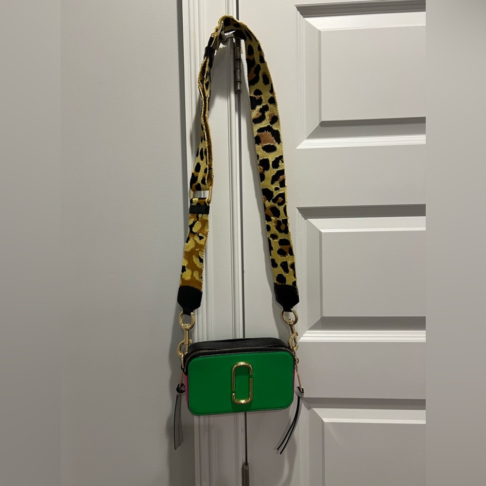 Marc Jacobs crossbody purse